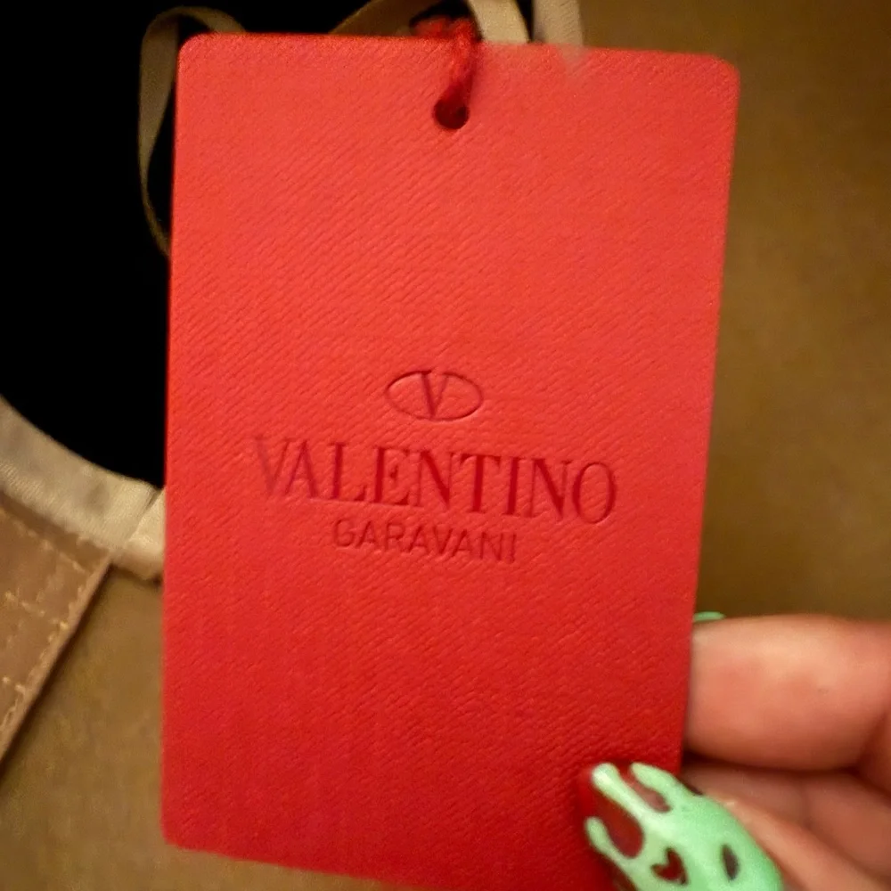 Valentino Fall RTW 2019 tie hat suede and leather